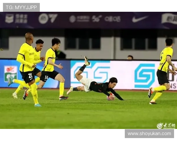 青岛海牛连遭打击 VAR两度介入进球被吹